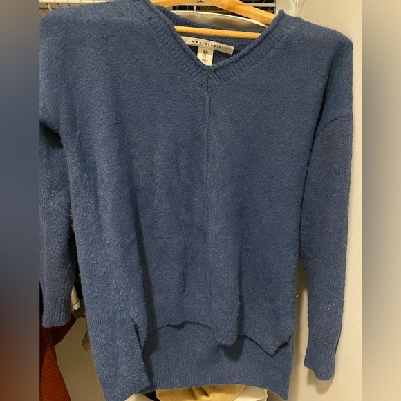 Max studio Blue sweater - Picture 2 of 9